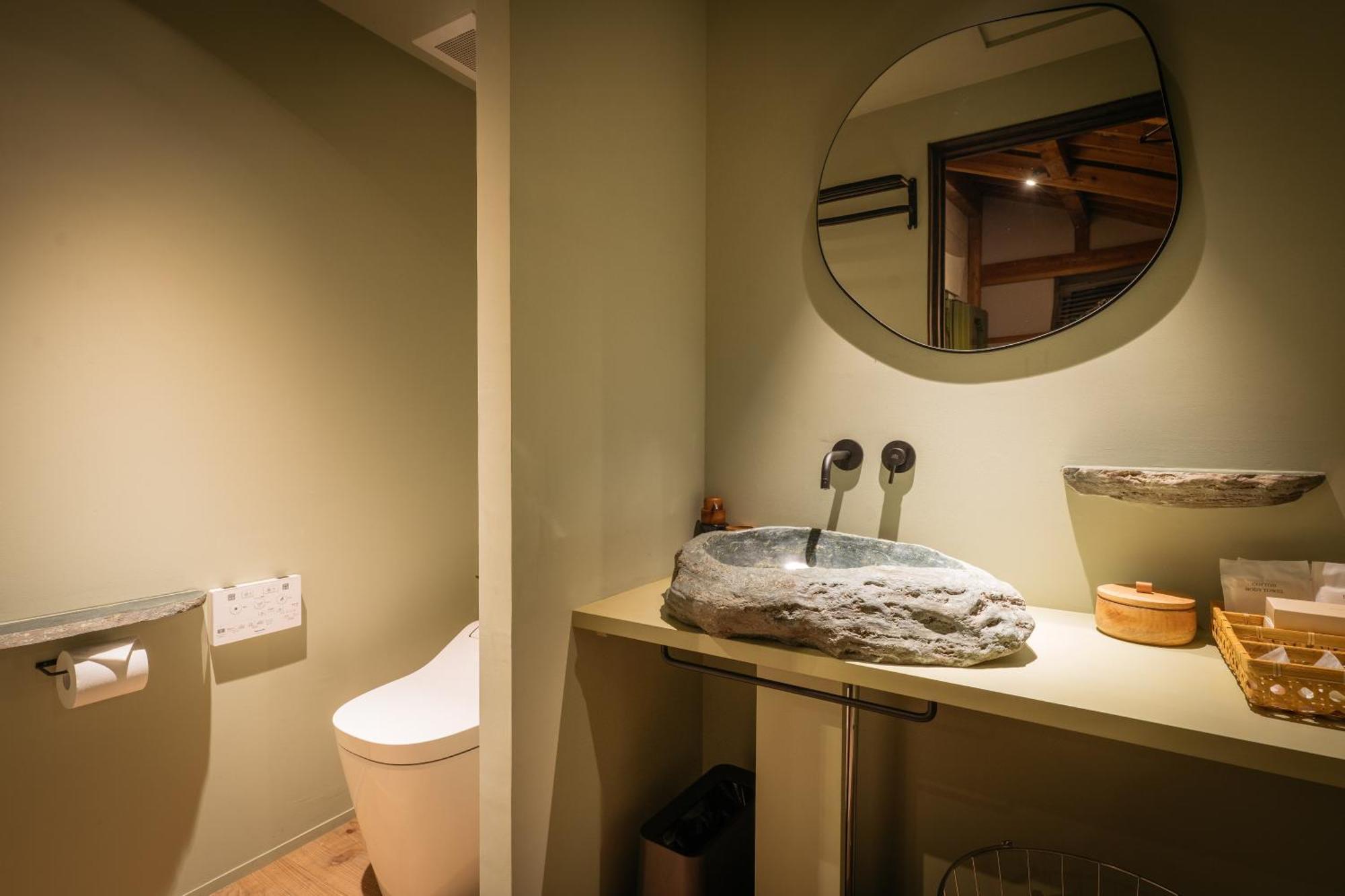 Bed And Craft Hotell Nanto Eksteriør bilde